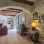 White House B Istria By Guide * Muntrilj