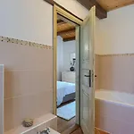 White House B Istria By Guide Muntrilj